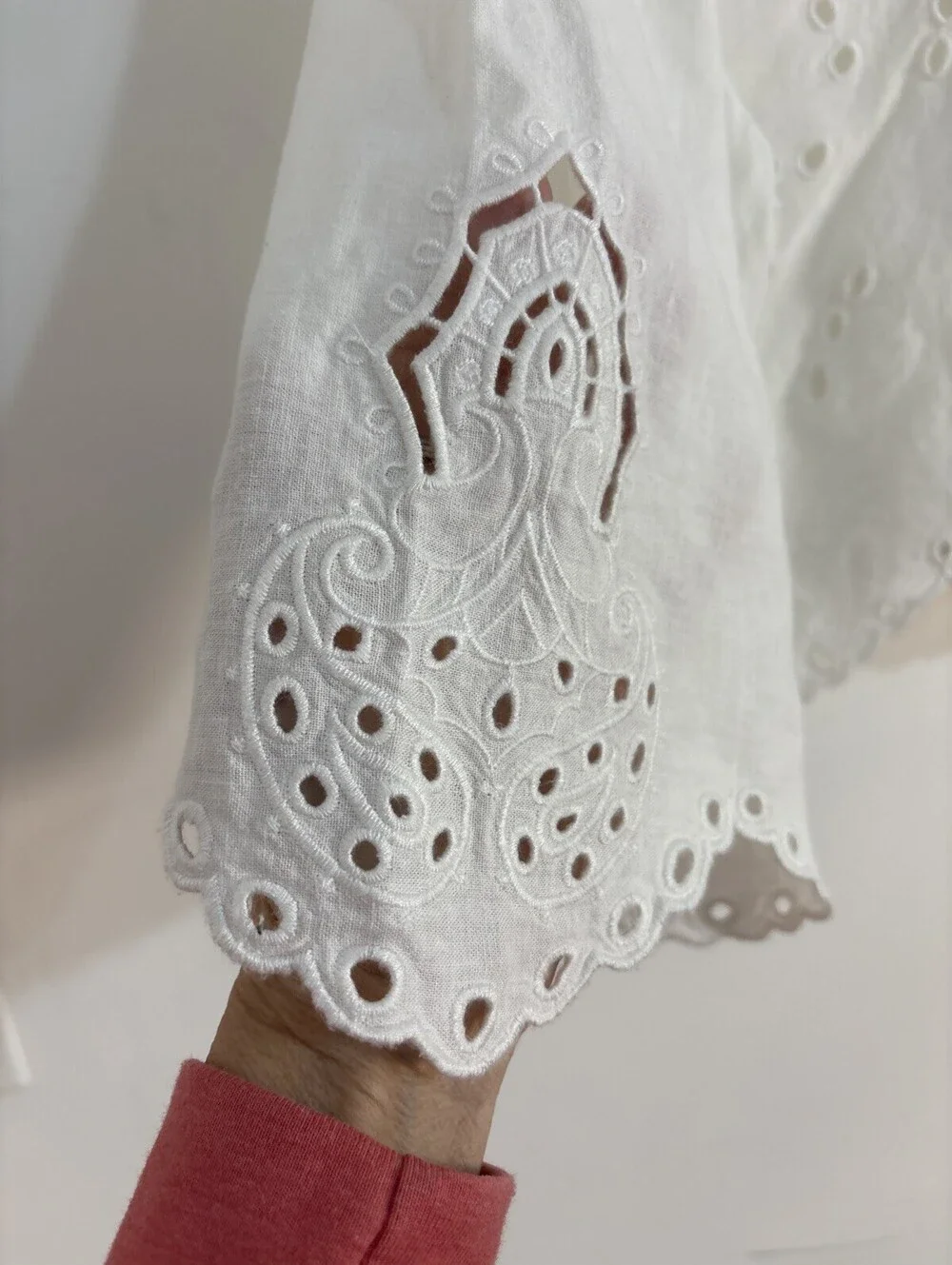 H&M Linen Blend Eyelet Crochet Blouse White Long Sleeve Crop Top Small NWOT